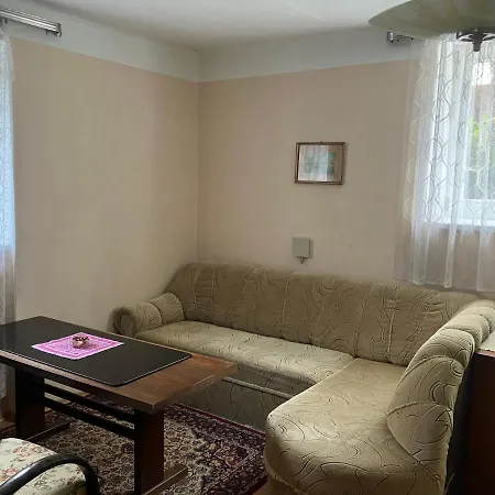 Apartman Garden View *